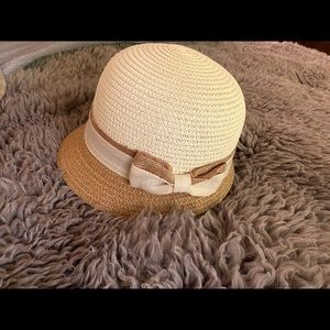 Braided straw flapper style cloche